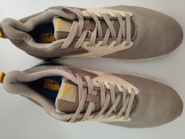 Anta Beige Running Sneakers - Size 43 - Image 3