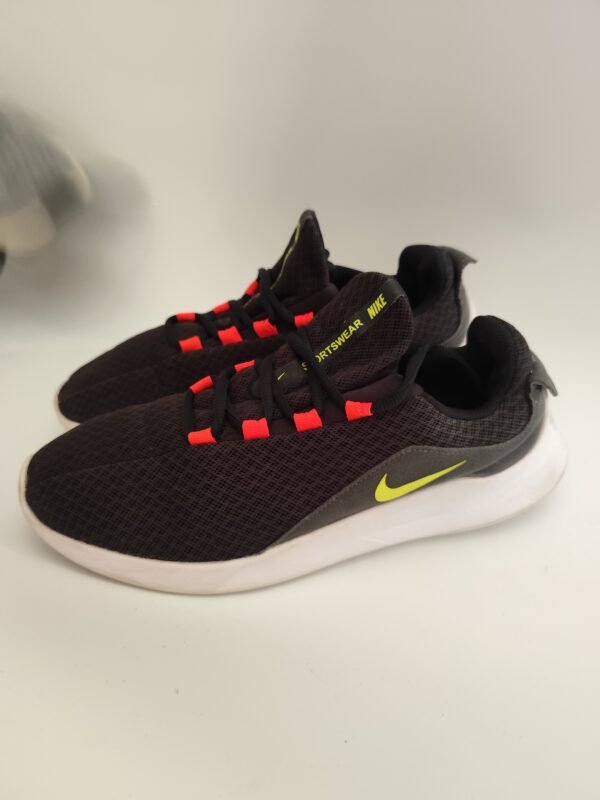 Nike Viale Black Sneakers - Size 44 - Image 2