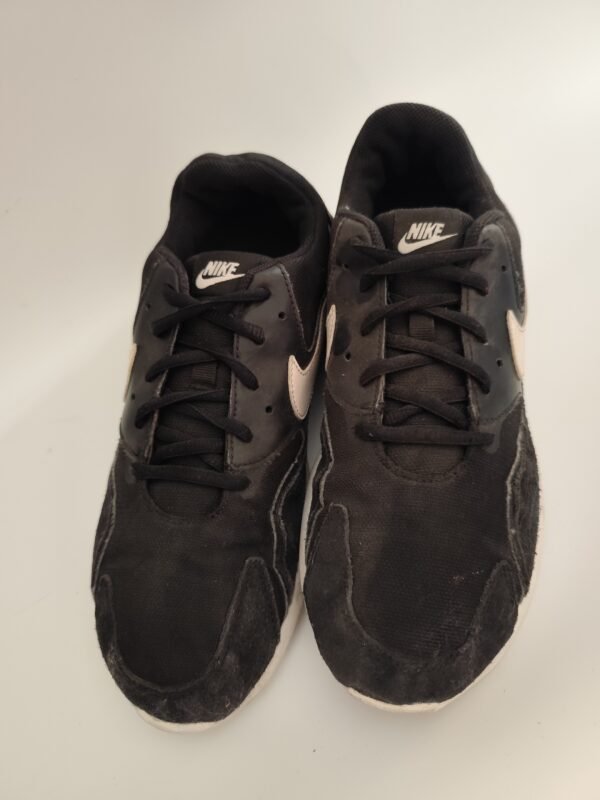NIKE Men's Black Air Max Nostalgic Fitness Shoes - Size 43 - Image 2