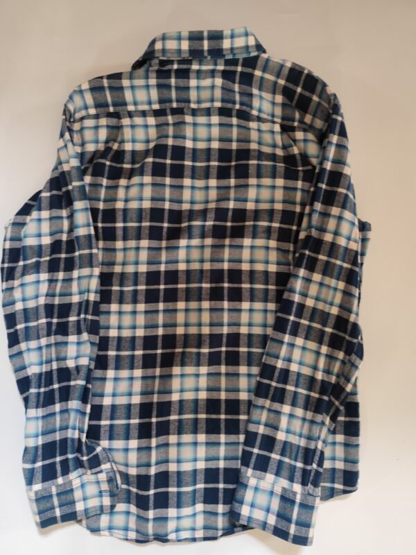 Old Navy Regular Fit Coupe Standard Long Sleeve Flannel - M, Multicolored - L: 75 - W: 55 - SL:64 - Image 2