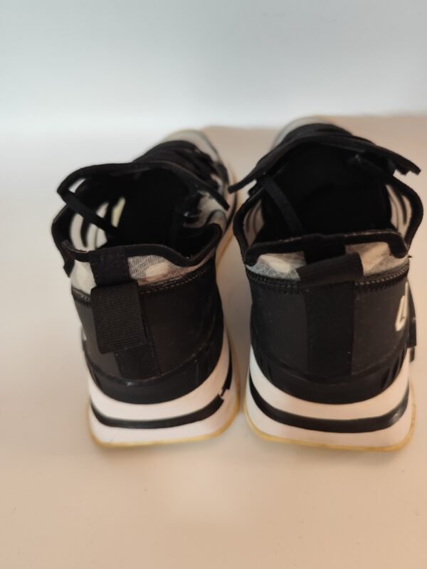 Li-Ning 001 T1000 Low 'Standard Black' AGLP025-4 Shoes - Black, 43 - Image 3